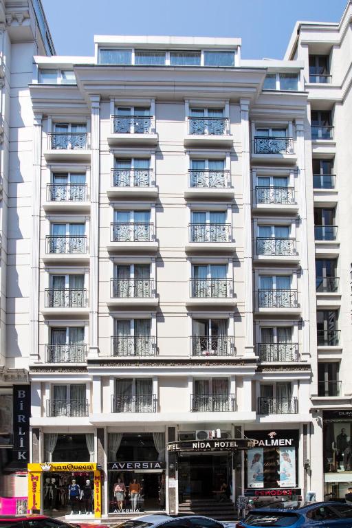 Budova, kde se hotel nachází