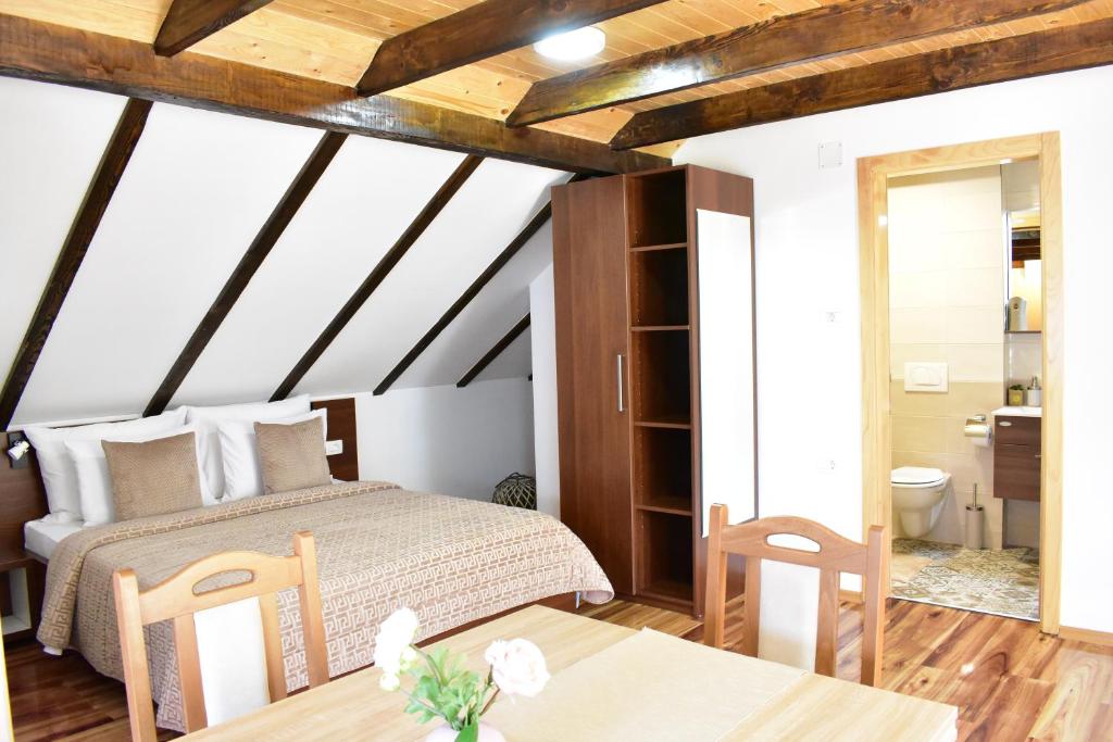 Posteľ alebo postele v izbe v ubytovaní Plitvice Panta Rei