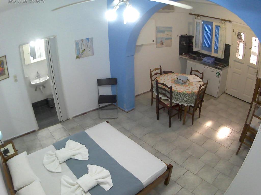 Fotografie z fotogalerie ubytování Apanemia Rooms v destinaci Kinion