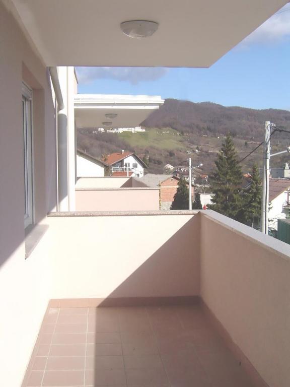 Nespecifikovaný výhled na hory nebo výhled na hory při pohledu z apartmánu