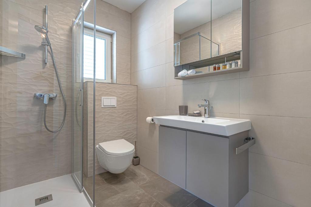 Koupelna v ubytování Pine Tree Boutique Apartments