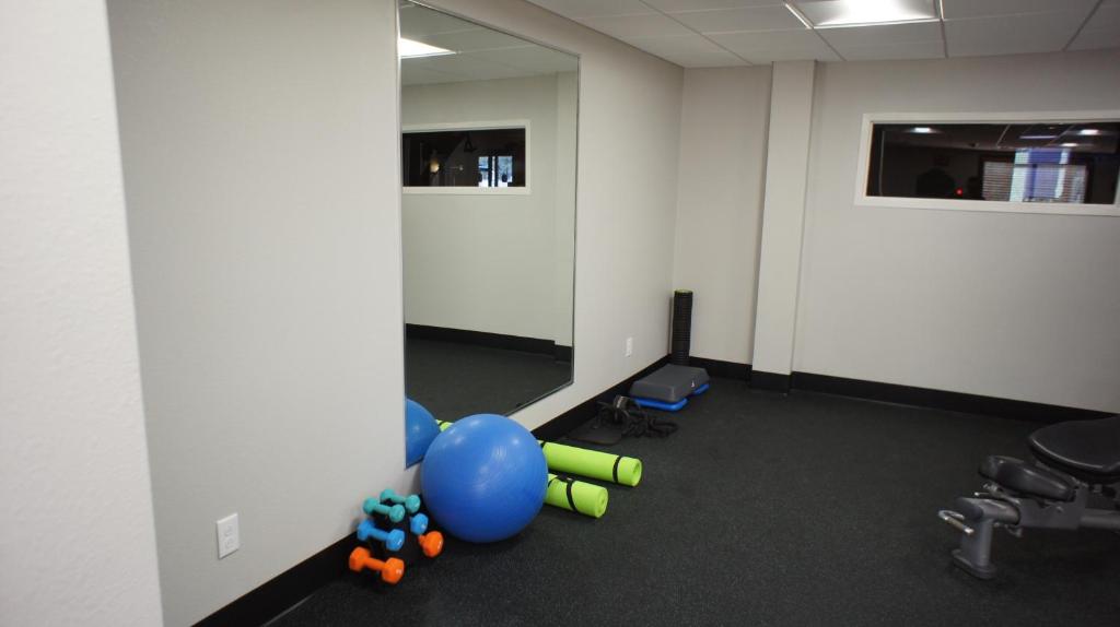 an office room with balloons and balls on the floor at Wingate by Wyndham - Chattanooga in Chattanooga