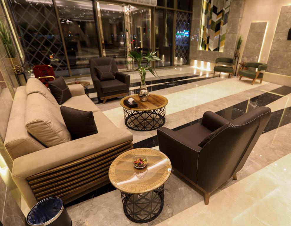 Posezení v ubytování Diamond Tower Hotel