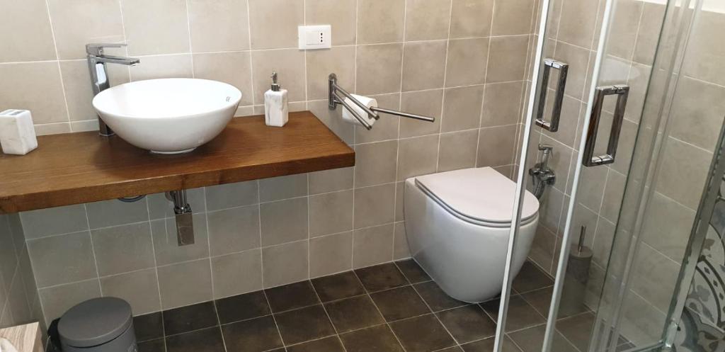 Casa Margò - Double Or Twin Room With Private External Bathroom