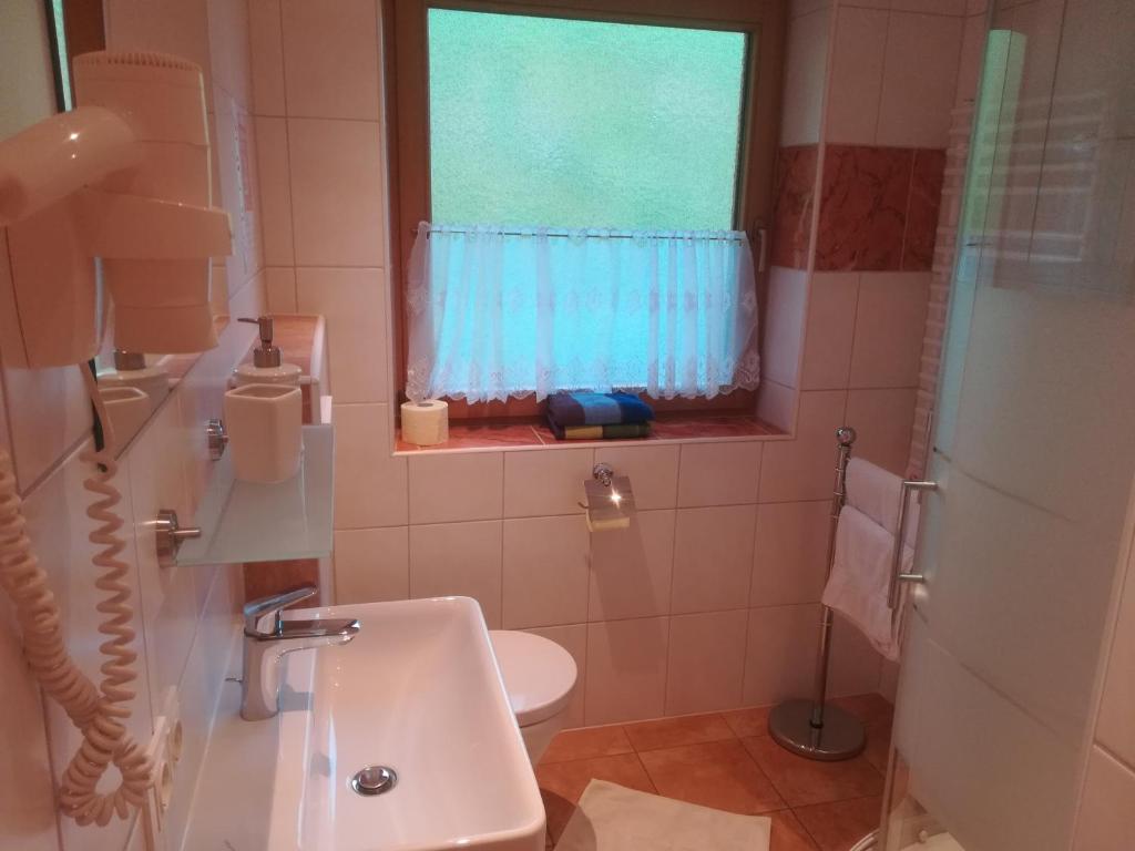 Kúpeľňa v ubytovaní Apart Tiefenbach