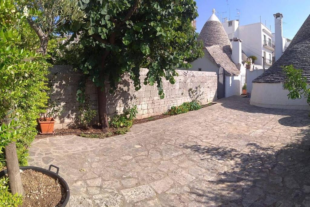 Trullo al vicoletto al civico 10, civico 8, civico 7 - 12