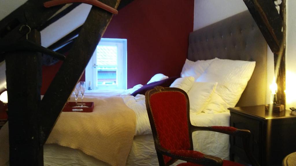 Postel nebo postele na pokoji v ubytování HIER & JETZT in Monschau City