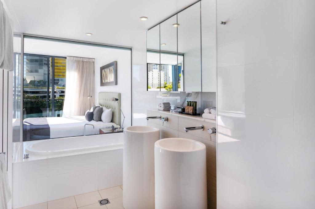 
One-Bedroom Ocean Suite
