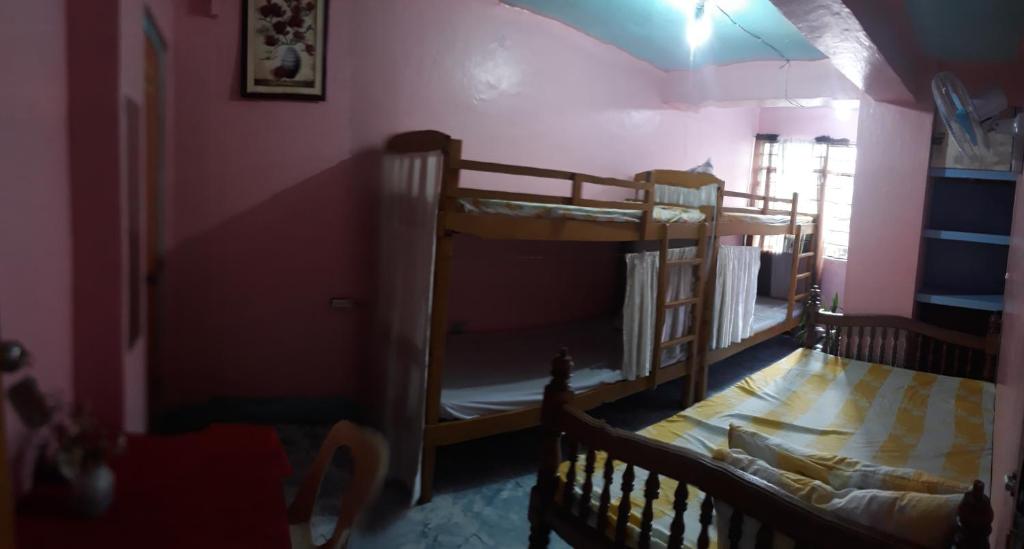 Postel nebo postele na pokoji v ubytování CV Bed n Bath