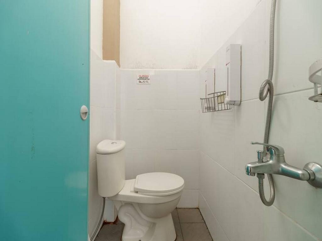 RedDoorz at Tara Homestay Palembang - Luxe Suite