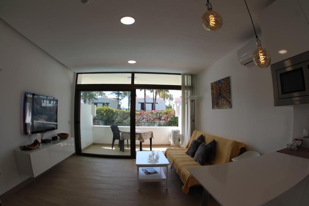 Kép Spectacular Apartment In Playa Del Ingles Beach szállásáról San Bartoloméban a galériában