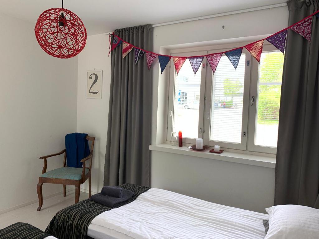 Green Door Apartments - Studio