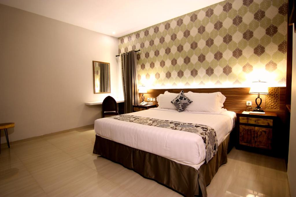 Grand Amira Hotel