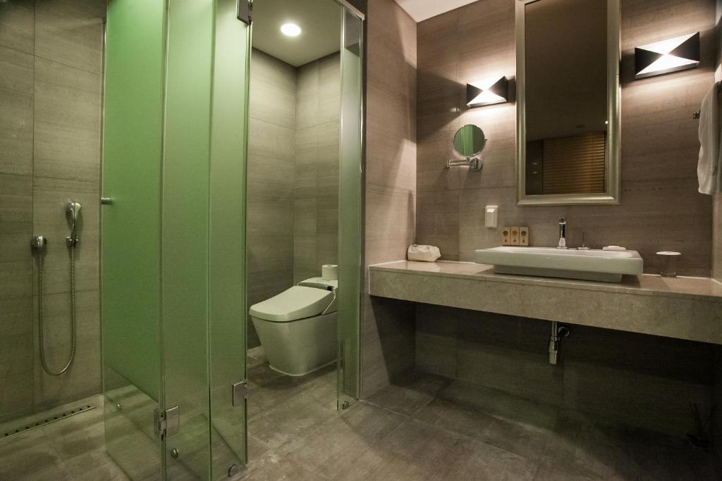 Koupelna v ubytování Hotel Pharos