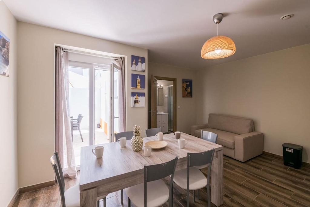 Posezení v ubytování LovelyStay - Sweet Escape I - Terrace