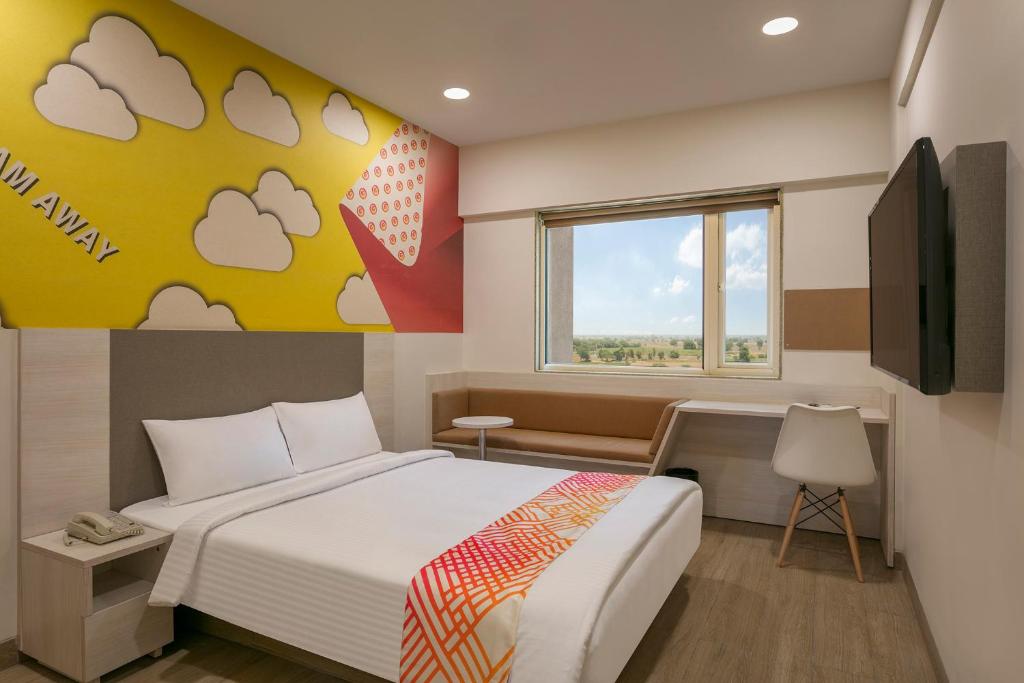 Ginger Sanand - Camera Di Lusso