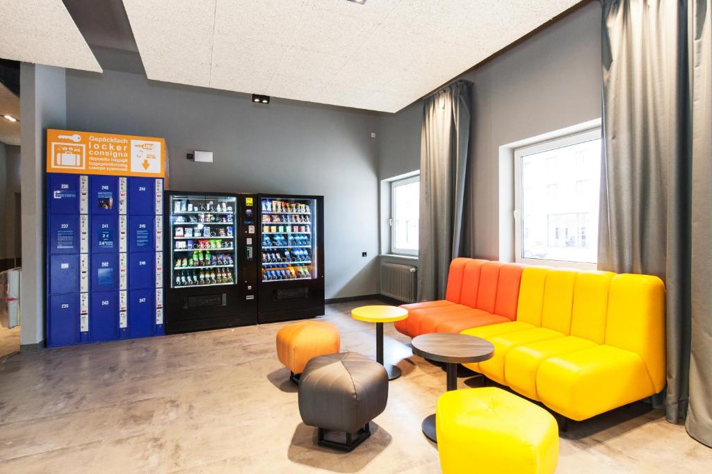 a&o Nürnberg Hauptbahnhof - Resim 22