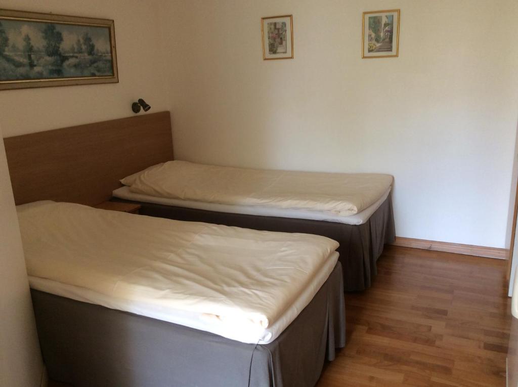 Kalkstenens Bed and Breakfast - Twin Room Met Eigen Badkamer
