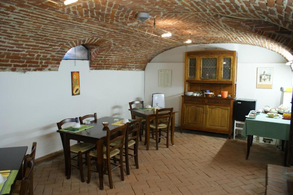 Reštaurácia alebo iné gastronomické zariadenie v ubytovaní B&B La Braida