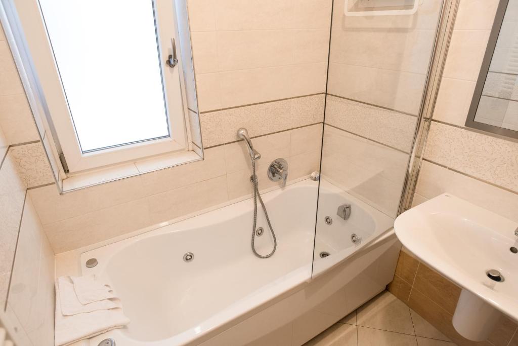 Prestige Apartments by Quokka 360 - spacious flats with terraces - Resim 28