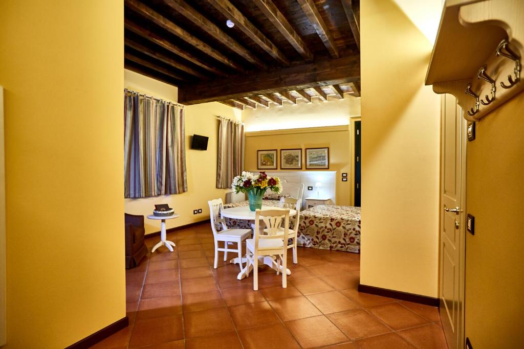 Część wypoczynkowa w obiekcie Albergo Trattoria Il Leone