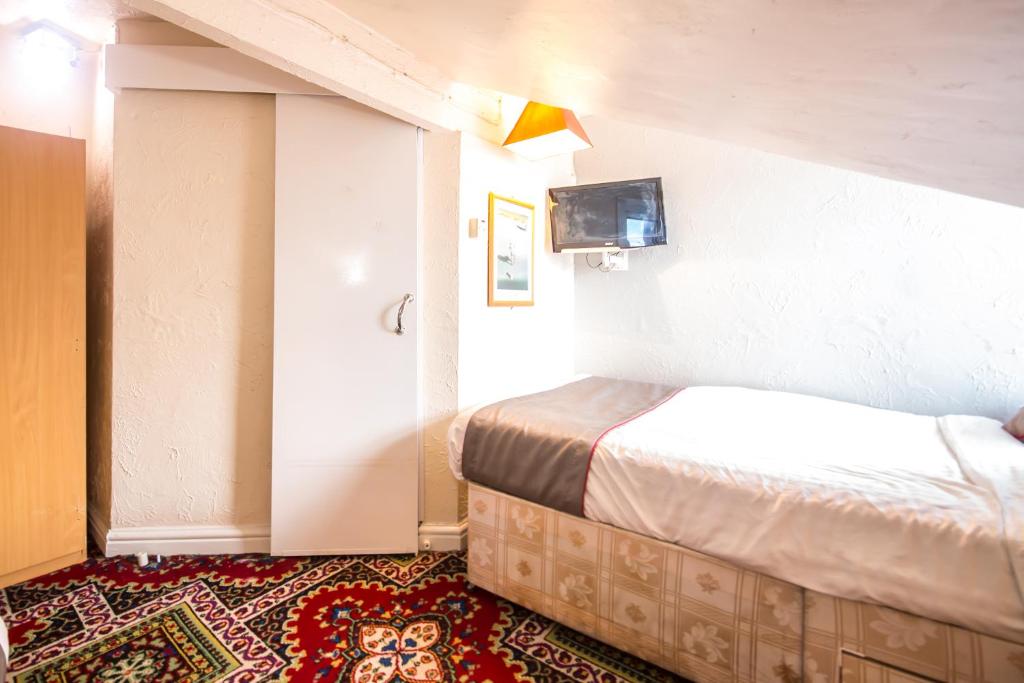 MyRoomz Hollingdales Hotel - Resim 43