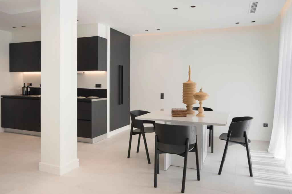 Glyfada South42 - 10