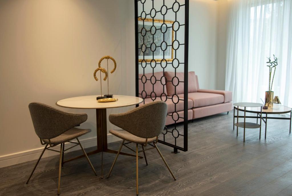 Glyfada South42 - 13