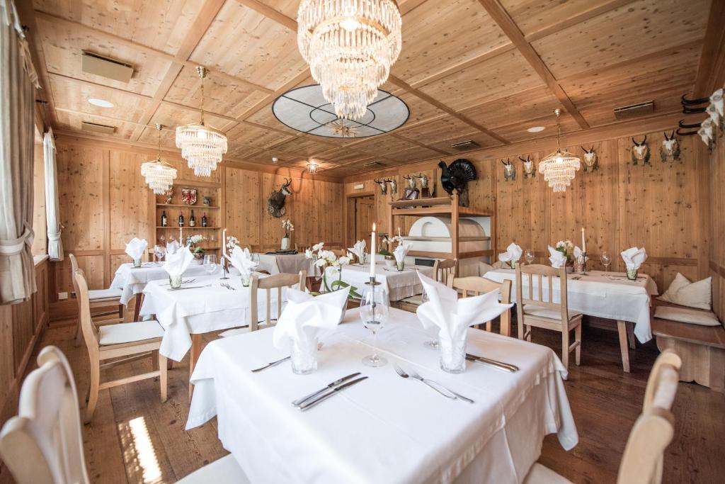 Restaurace v ubytování Hotel Edelweiss
