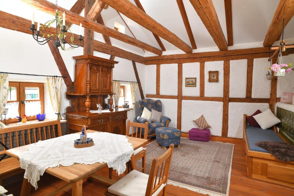 Posezení v ubytování Jurahaus Hirschberg