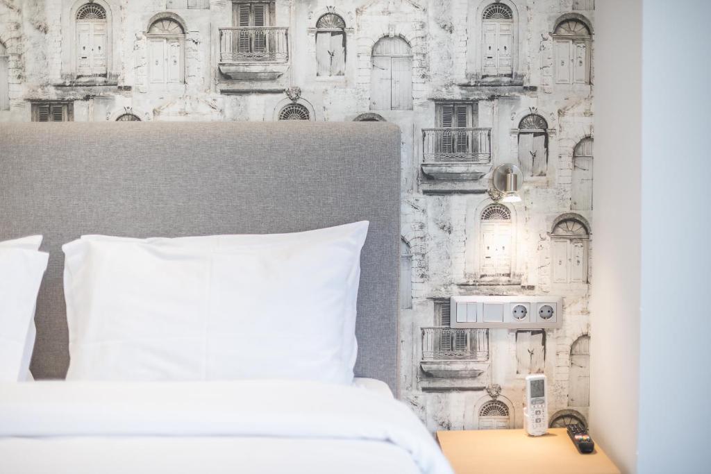 Athens Lights - Resim 19