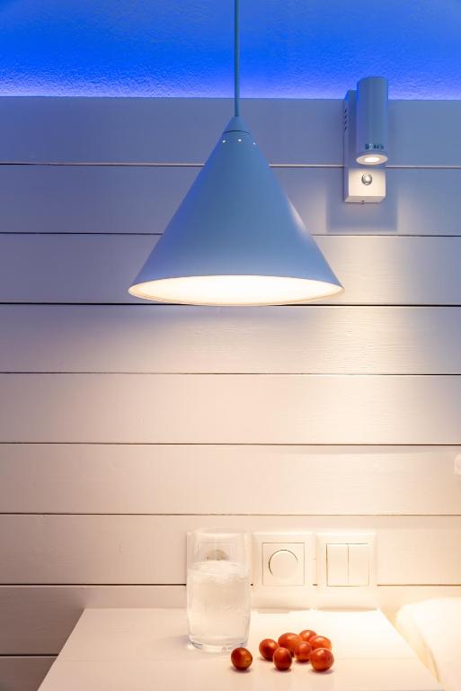 White Rock Milos Suites - 9