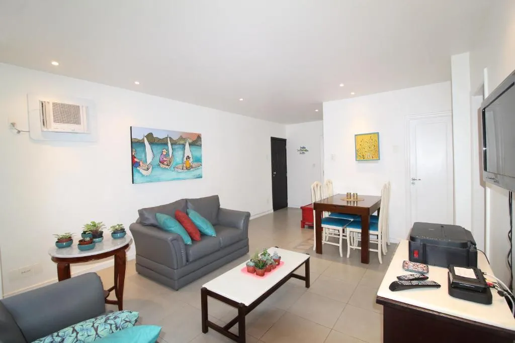 CaviRio - Modern flat on the corner of Farme de Amoedo street (BT201), Rio De Janeiro, Brazil