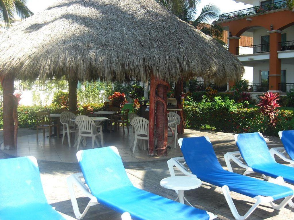 5 Star Playa Royale 2 Bedrooms on the 6th floor, ask about our other PRR condos
