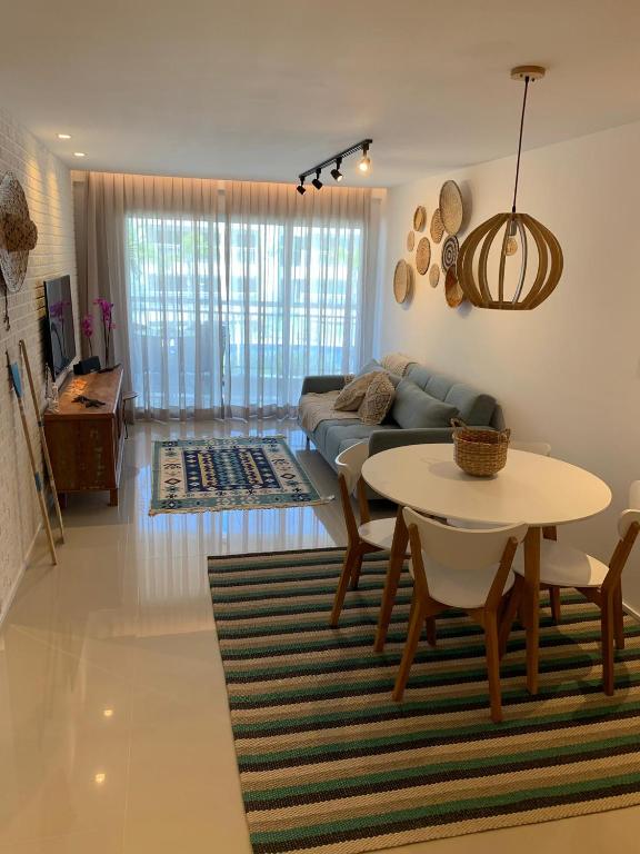  Solarium Residence