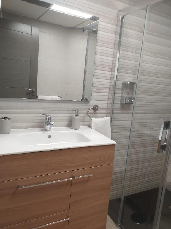Kúpeľňa v ubytovaní Apartamentos Vacacionales Joctis, 2º A