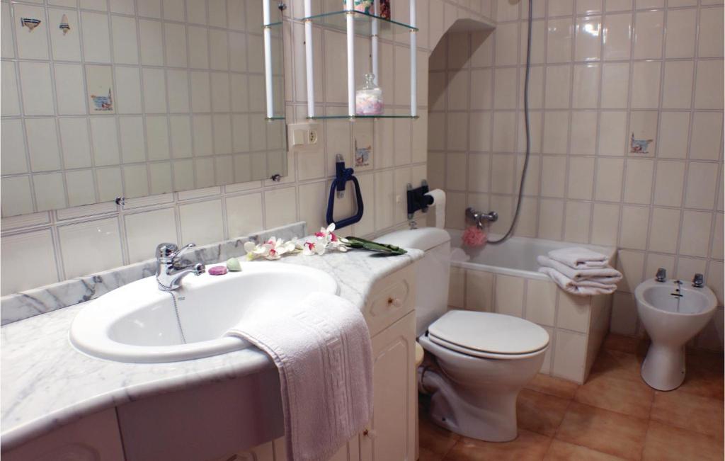 Fotografie z fotogalerie ubytování Gorgeous Home In Santa Pola With Wifi v destinaci Santa Pola