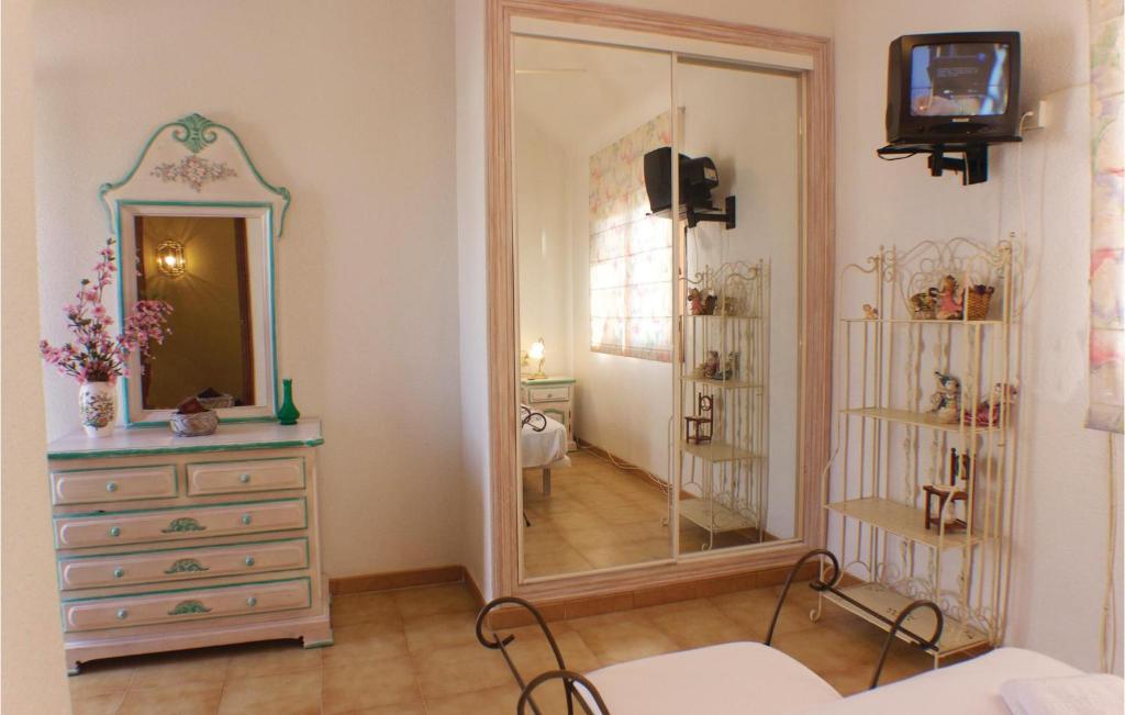 Fotografie z fotogalerie ubytování Gorgeous Home In Santa Pola With Wifi v destinaci Santa Pola