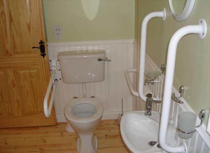 Dundrum House - Triple Room