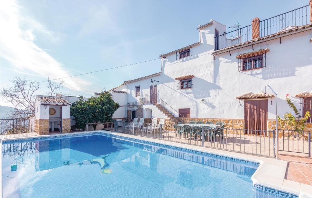 The swimming pool at or close to 8 Bedroom Lovely Home In Iznájar