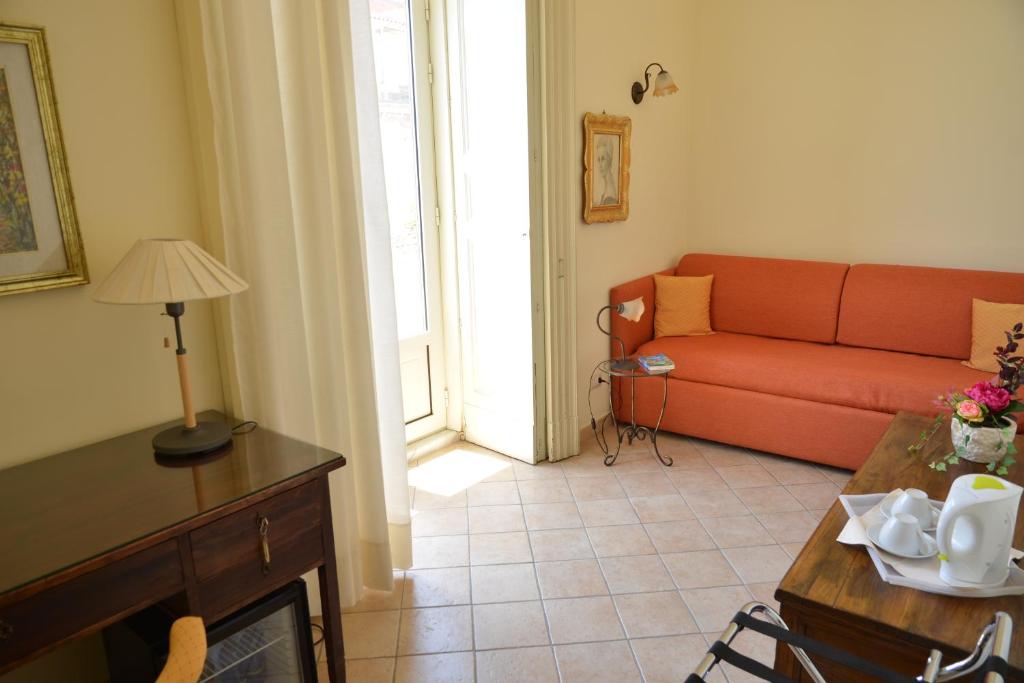Posedenie v ubytovaní B&B al Teatro Massimo