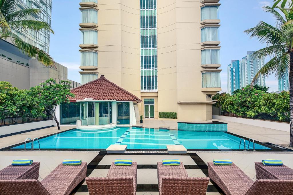 Bazén v ubytování Mercure Jakarta Kota nebo v jeho okolí