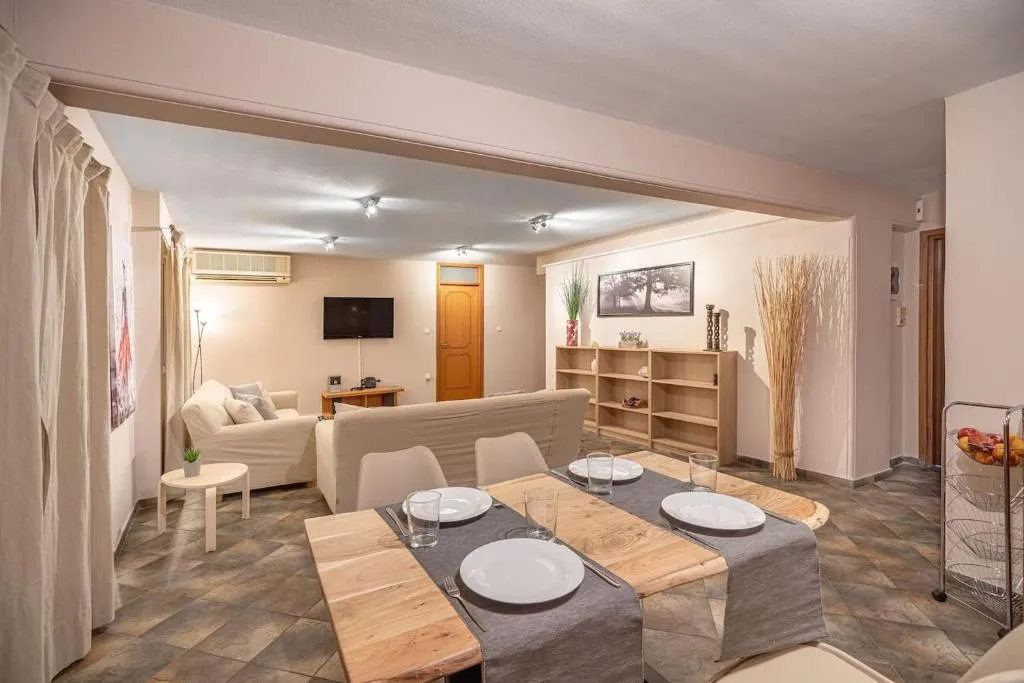 Cozy apartment in Glyfada, Atena, Grecia