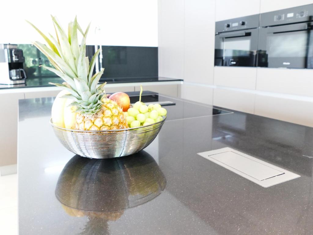 Großes Apartment im Zentrum von Dresden, 2 Schlafzimmer, 2 Bäder, Balkon - 4