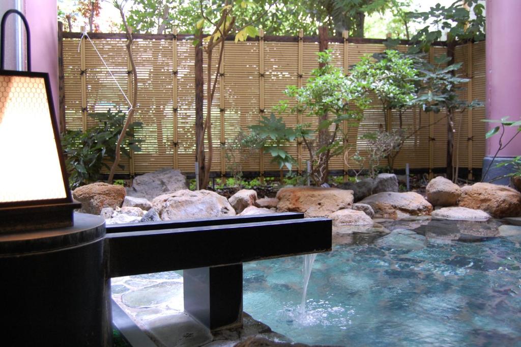Bazén v ubytování Kinugawa Onsen Hotel nebo v jeho okolí
