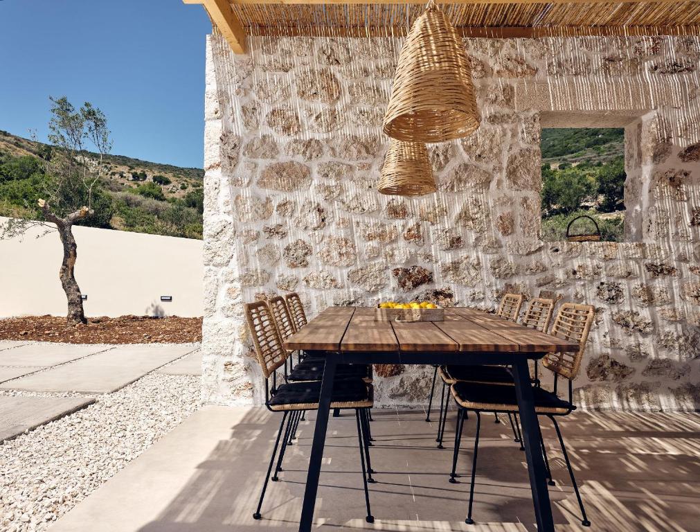 Fotografie z fotogalerie ubytování Apaggio Luxury Villa - Private Pool & Stunning Sea Views, by ZanteWize v destinaci Agios Nikolaos