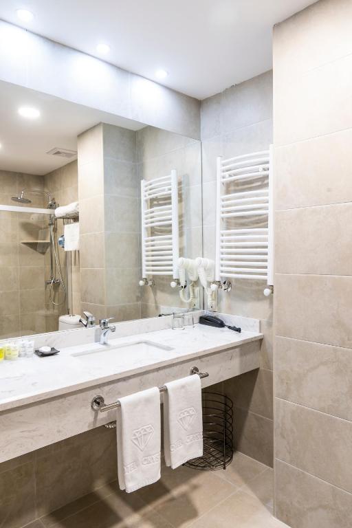 Bagno di Crystal Hotel & SPA