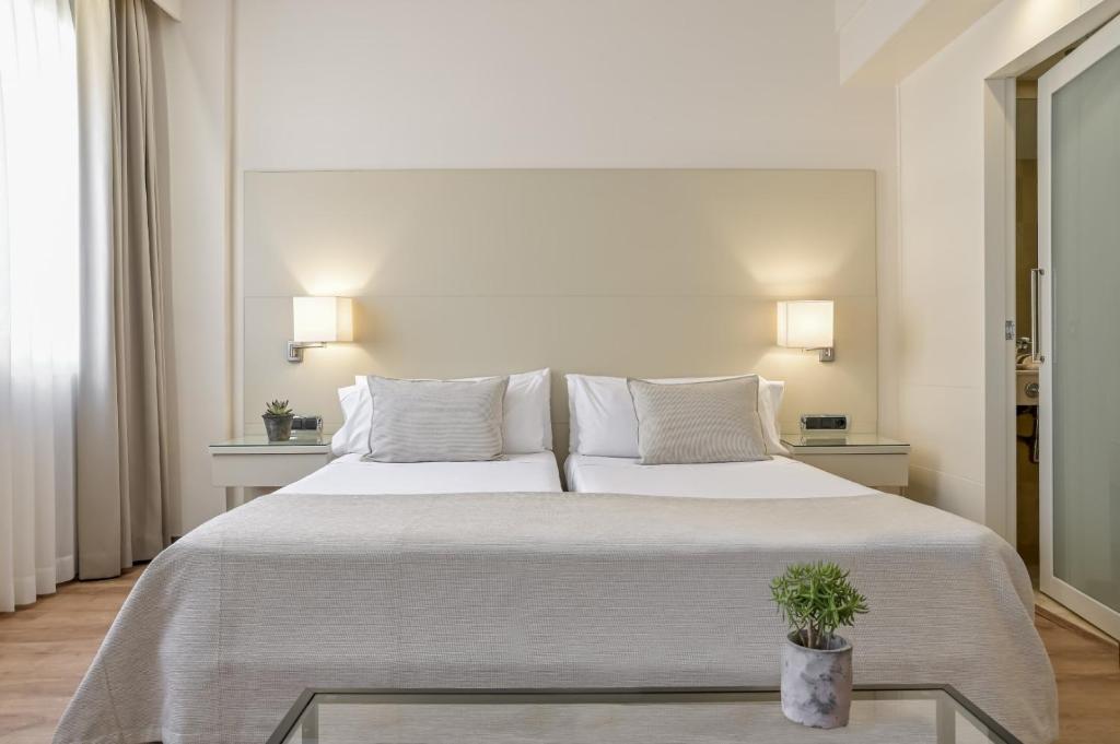 Aparthotel Mariano Cubi Barcelona - Superior Double Or Twin Room