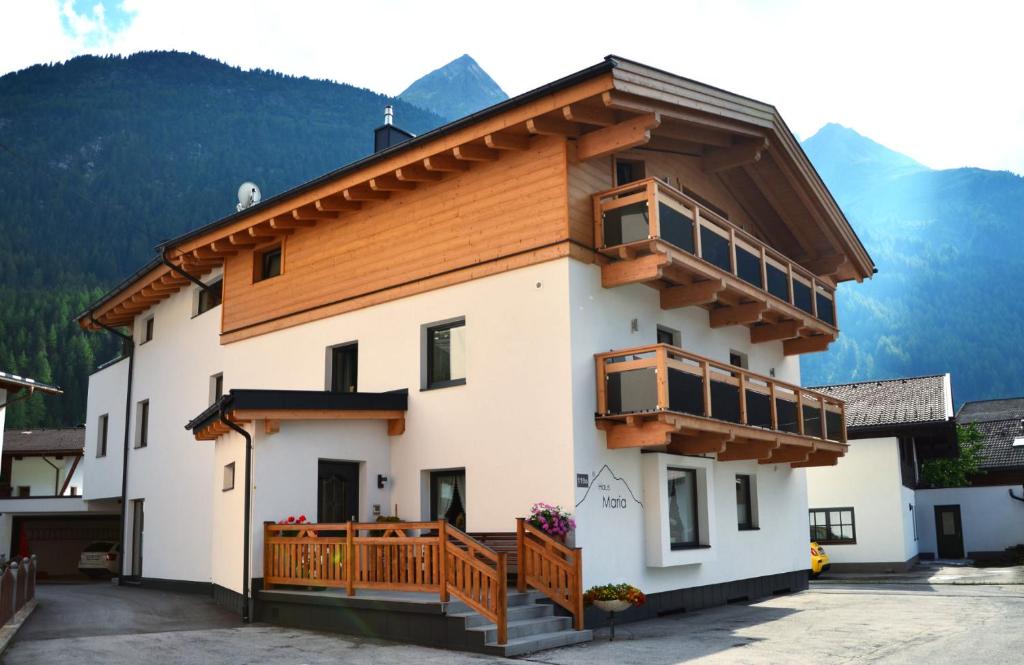Výhľad na hory alebo výhľad na hory priamo z apartmánu