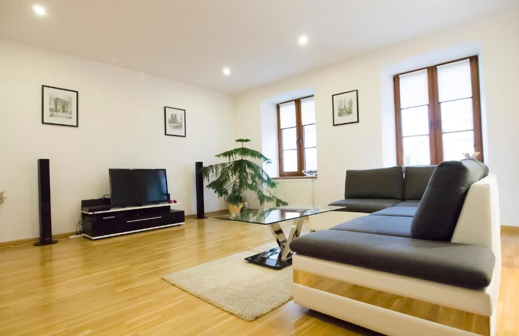 TV a/nebo společenská místnost v ubytování Apartament 'Aleks' Tykocin